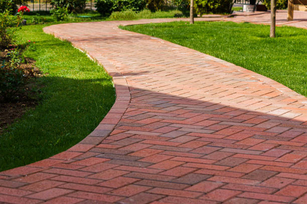 Best Permeable Paver Driveway  in Thiensville, WI