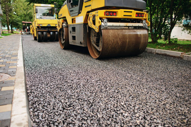 Best Permeable Paver Driveway  in Thiensville, WI